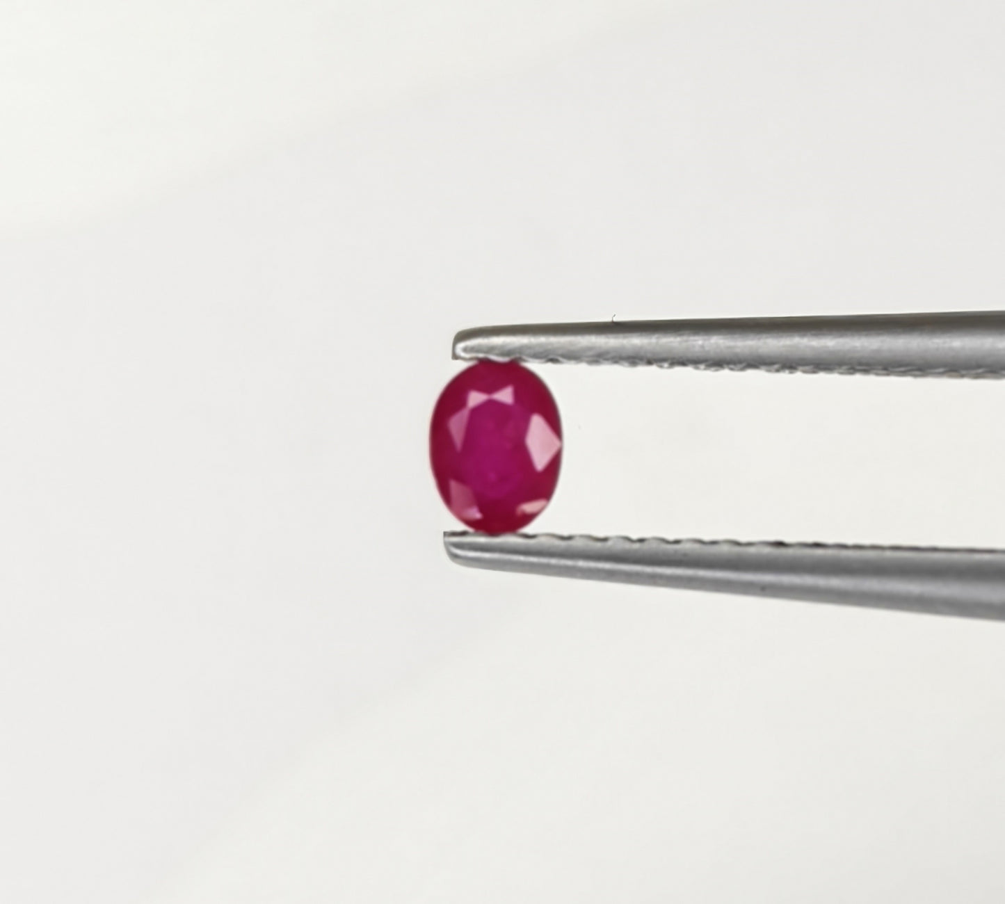 Natural Ruby Mozambique Oval 4x3 MM