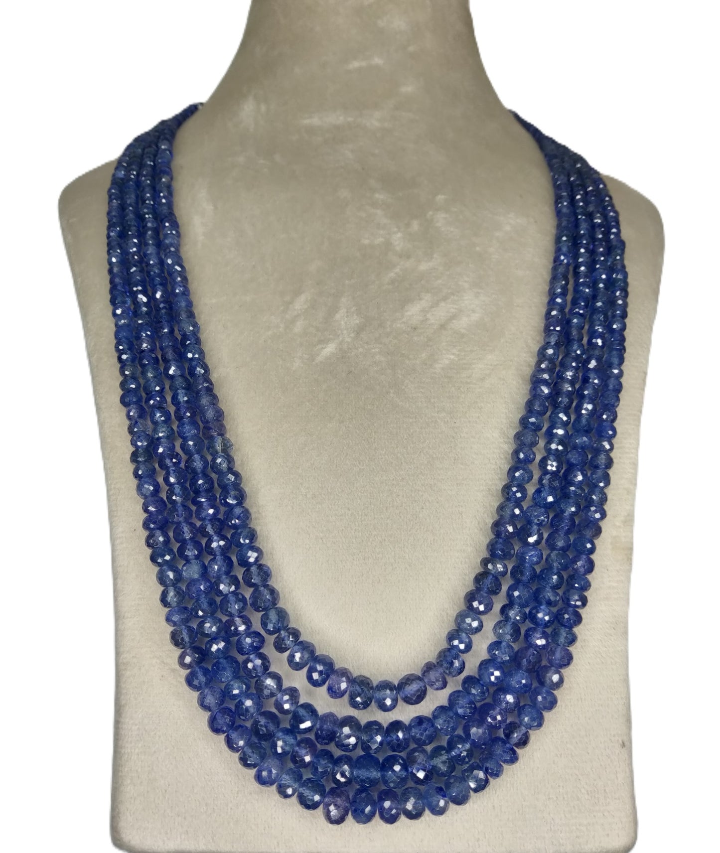 Natural Blue Sapphire Bangkok Round Beads 638.20 Carat