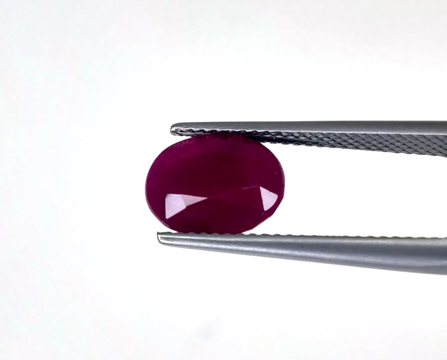 Natural Ruby Africa Oval 3.77 carat