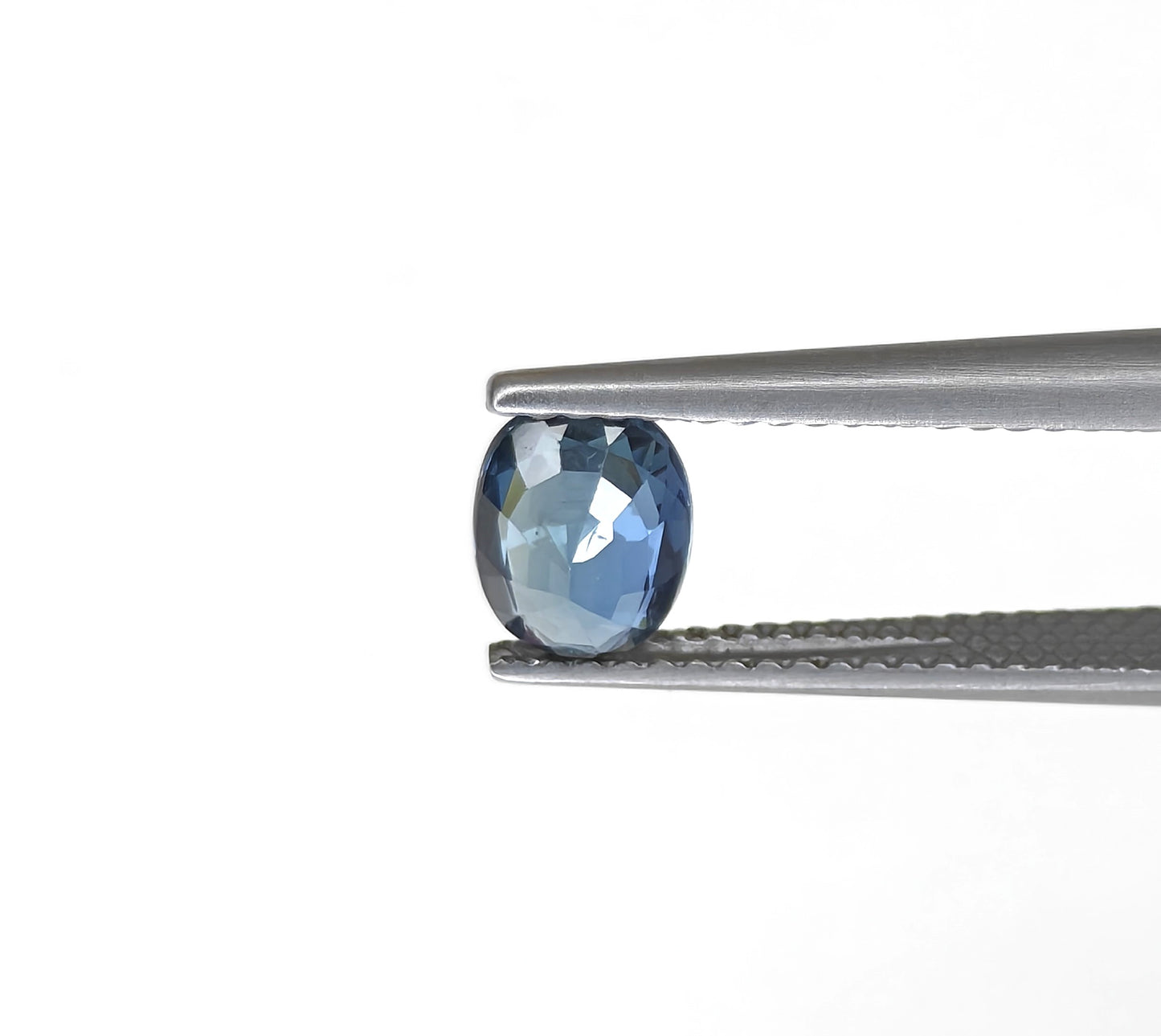 Natural Blue Sapphire Madagascar Oval 1.03 carat