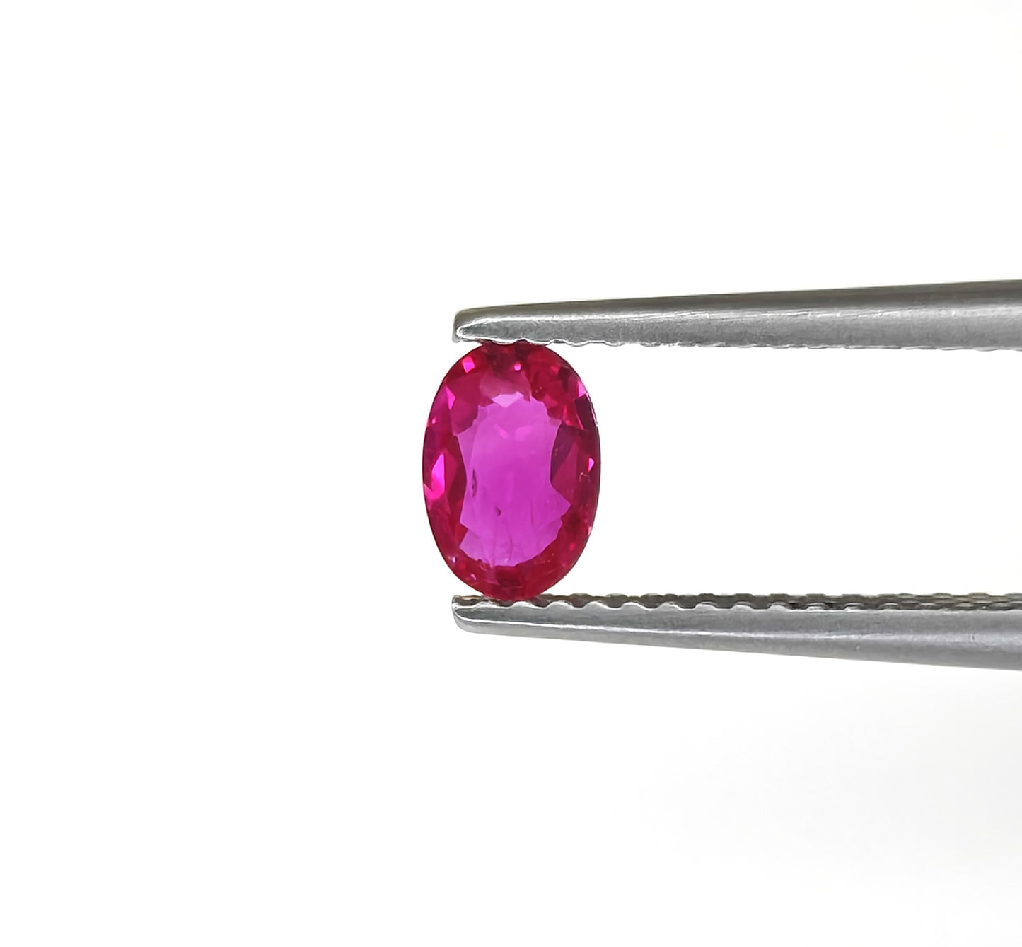 Natural Ruby Mozambique Oval 0.49 carat