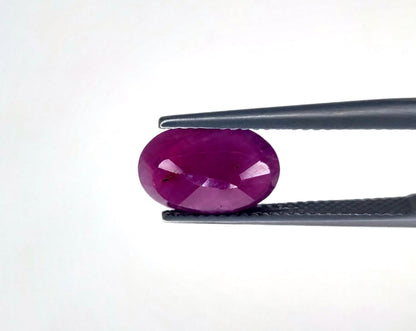 Natural Ruby Africa Oval 4.13 carat