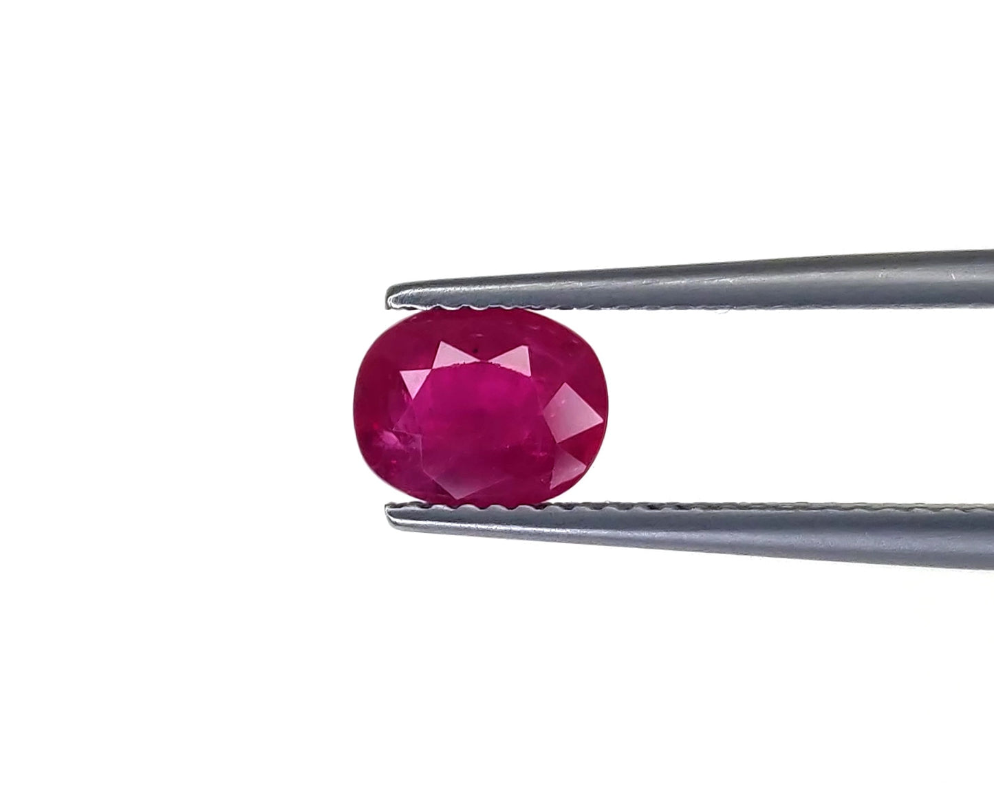 Natural Ruby Mozambique  Oval 1.59 carat