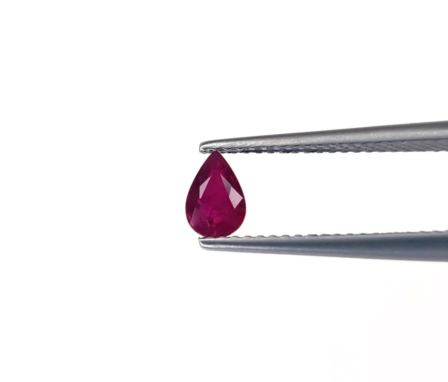 Natural Ruby Mozambique Pear 6x4 MM
