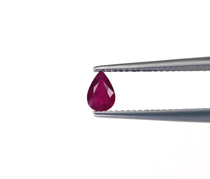 Natural Ruby Mozambique Pear 6x4 MM