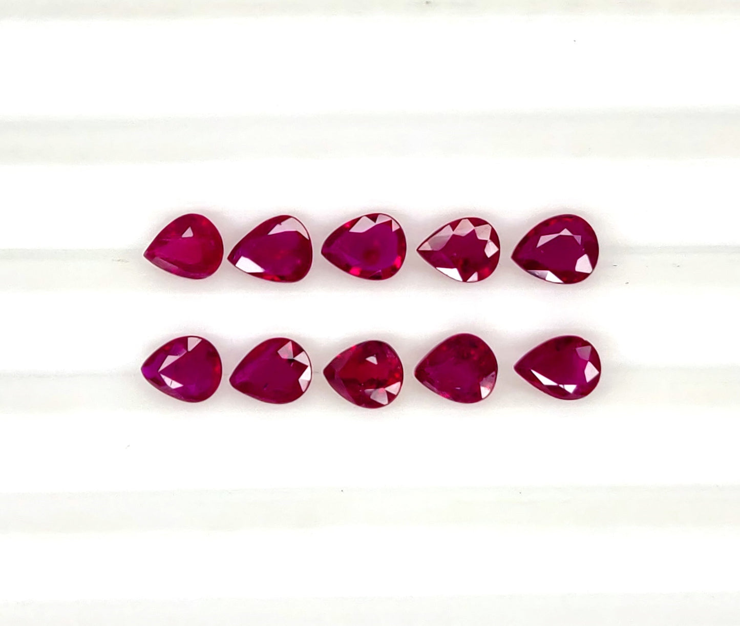 Natural Ruby Mozambique Pear 5x4 MM