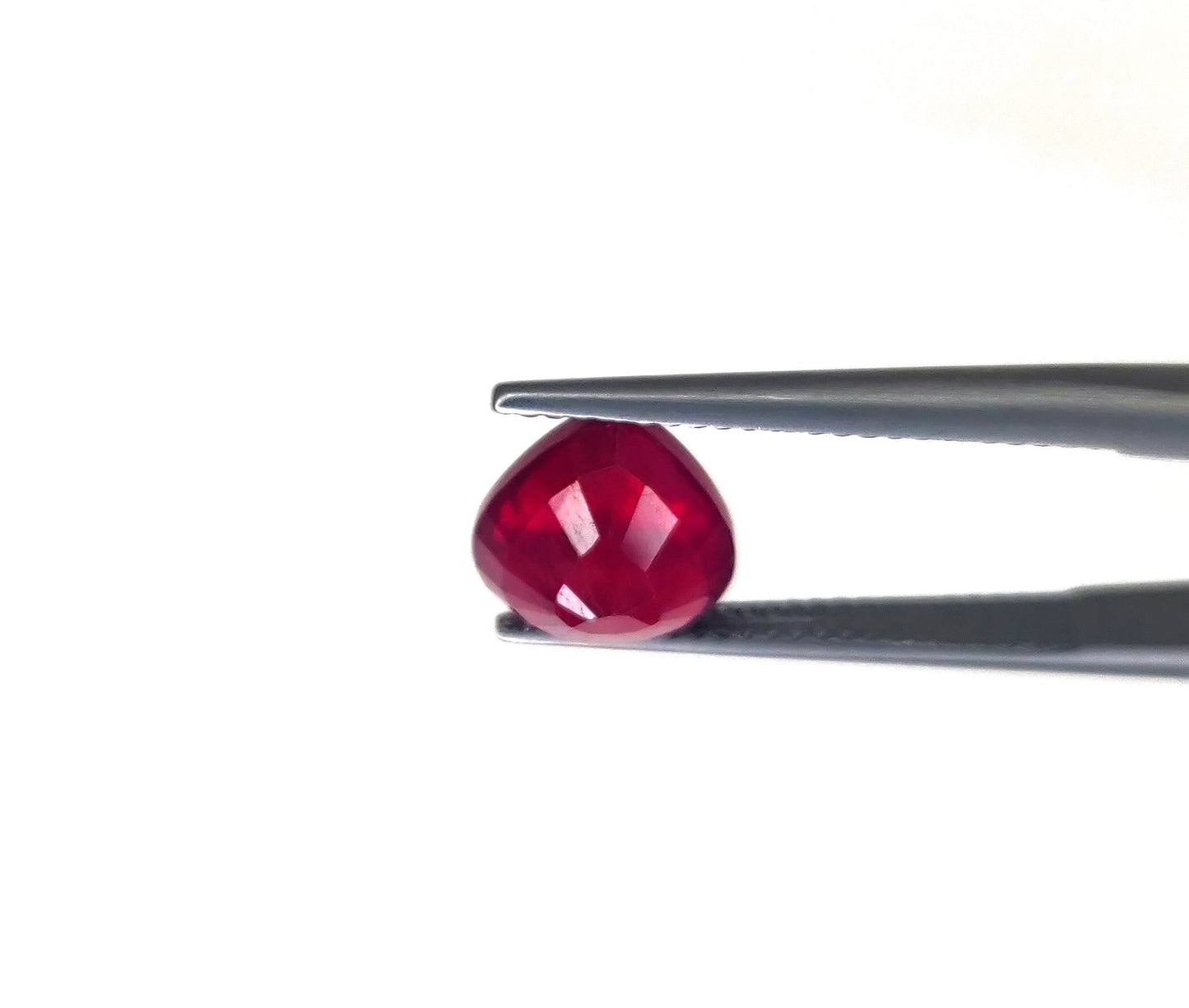 Natural Ruby Bangkok Heart 9 MM