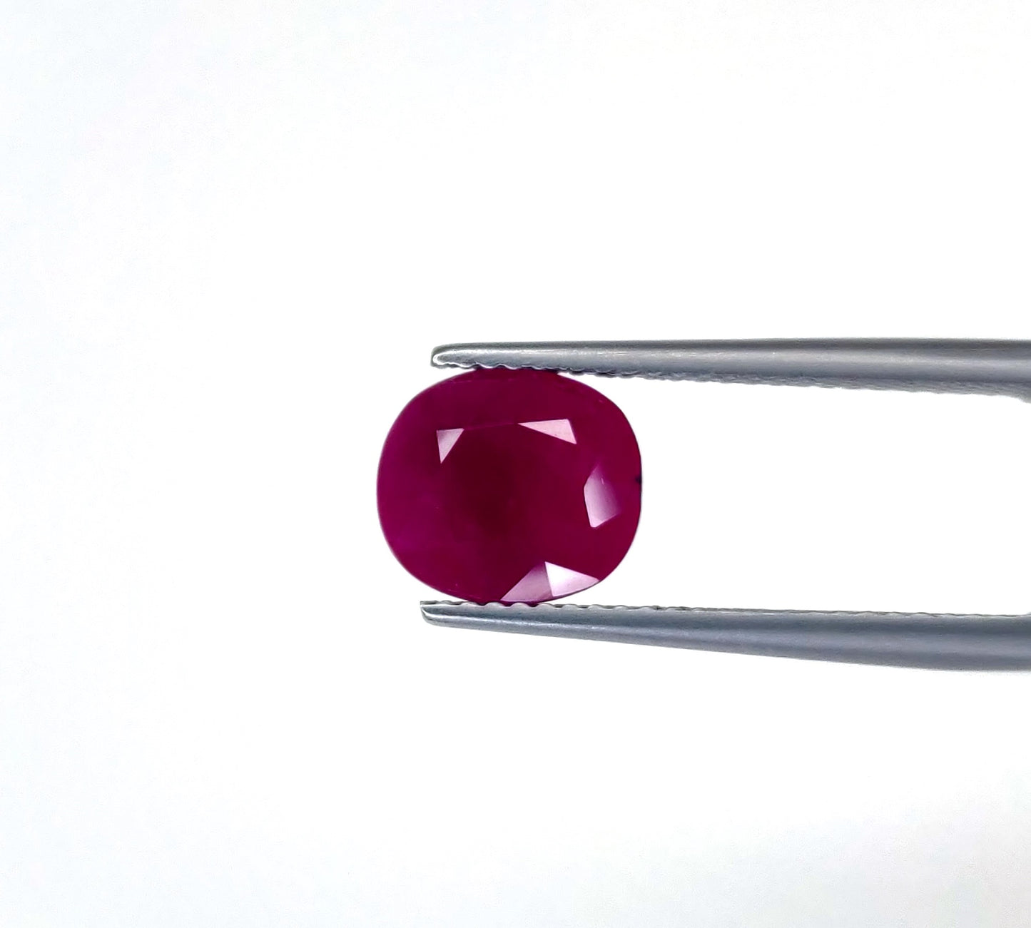 Natural Ruby Burma Oval 3.68 carat