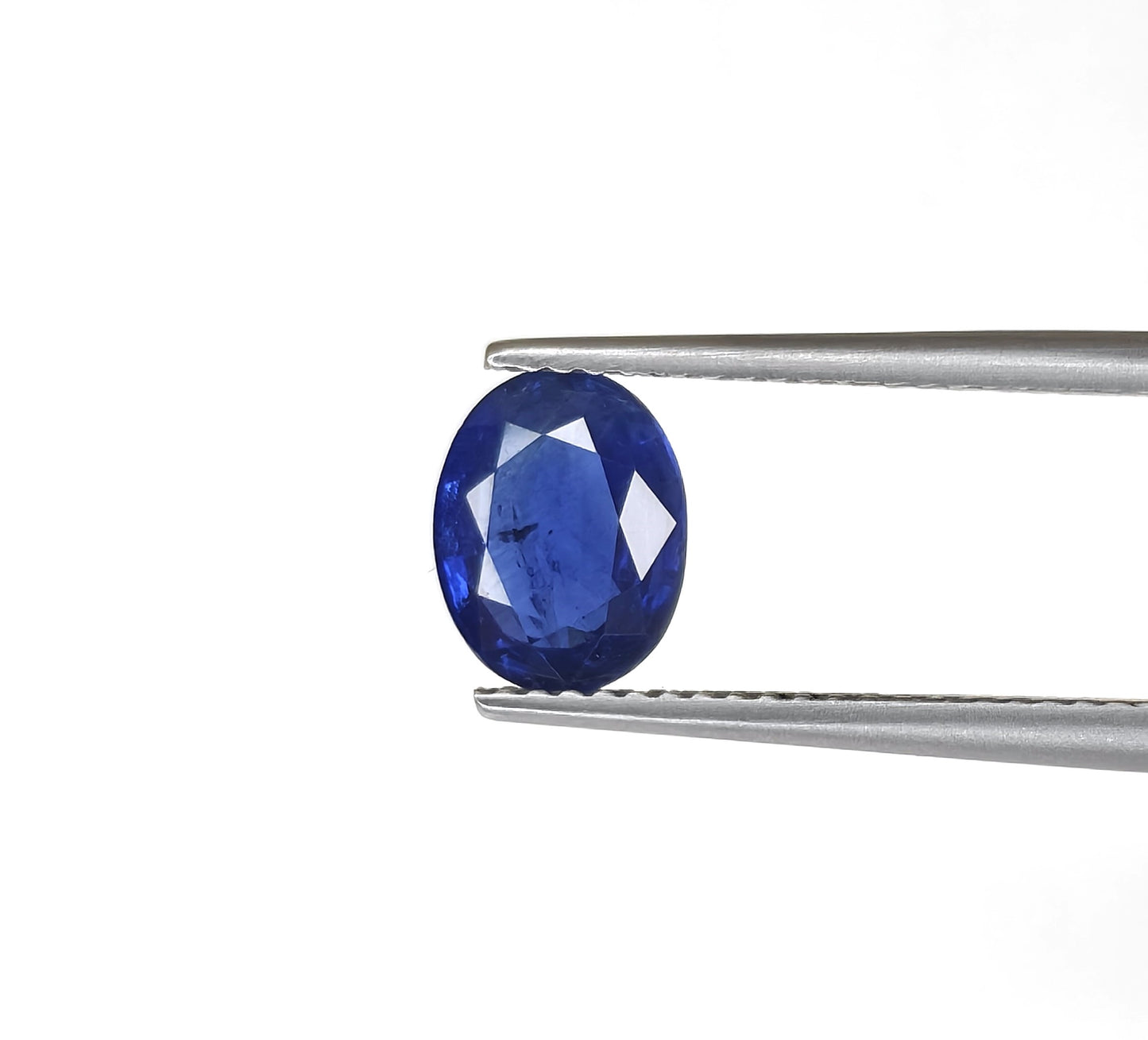 Natural Blue Sapphire Kanchanaburi Oval 1.90 carat