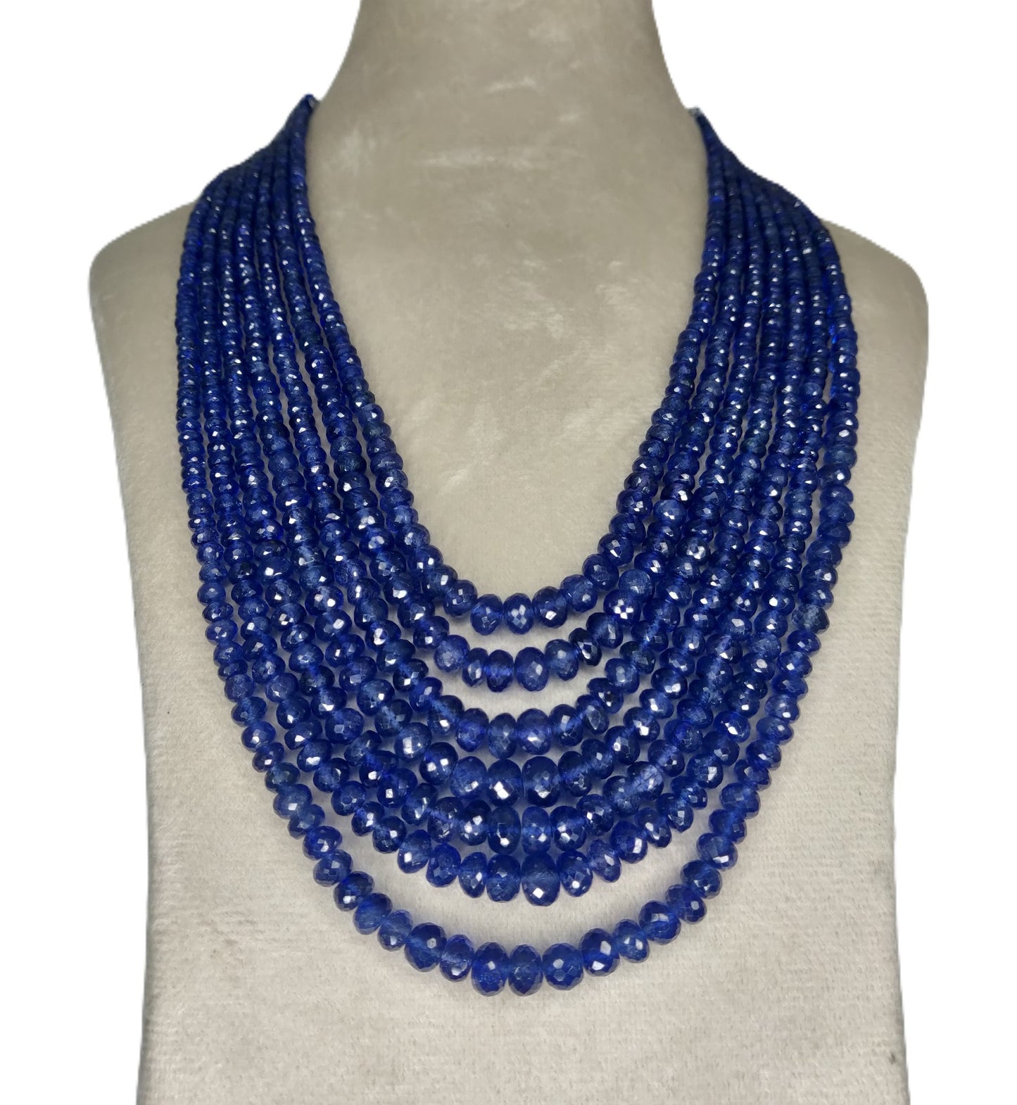 Natural Blue Sapphire Bangkok Round Beads 810.22 Carat