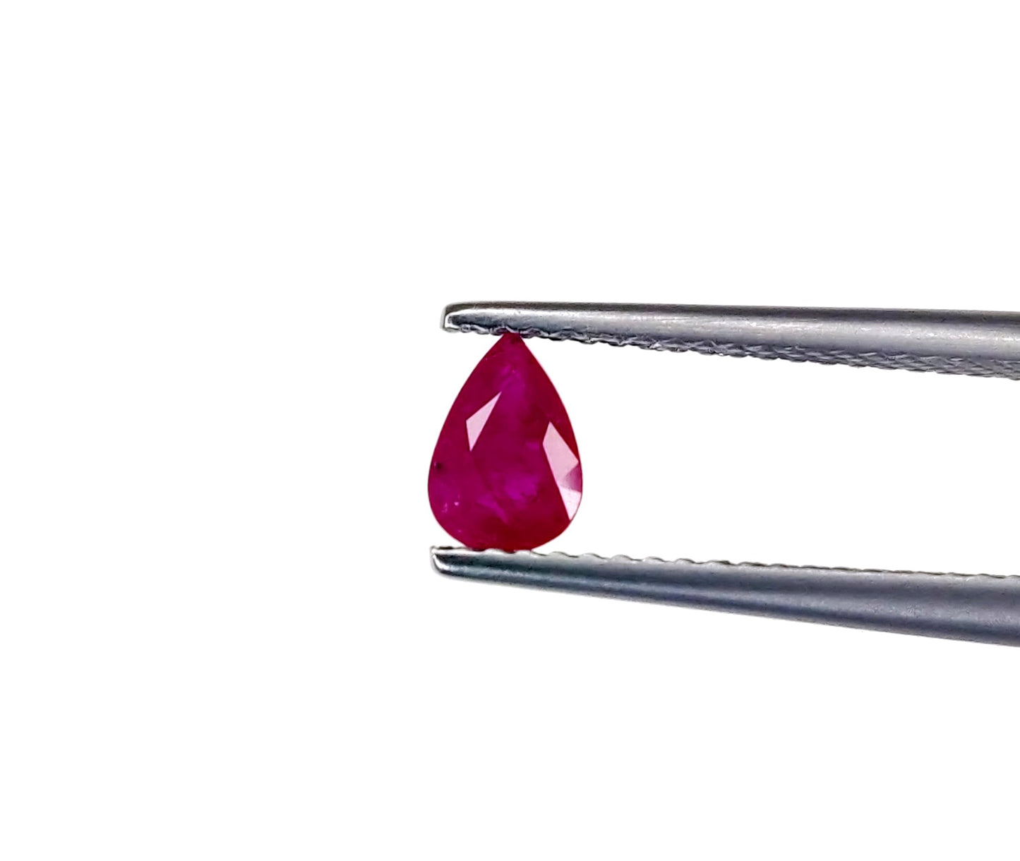 Natural Ruby Mozambique Pear 6x4 MM