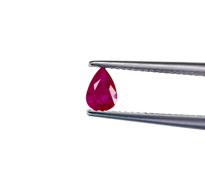 Natural Ruby Mozambique Pear 6x4 MM