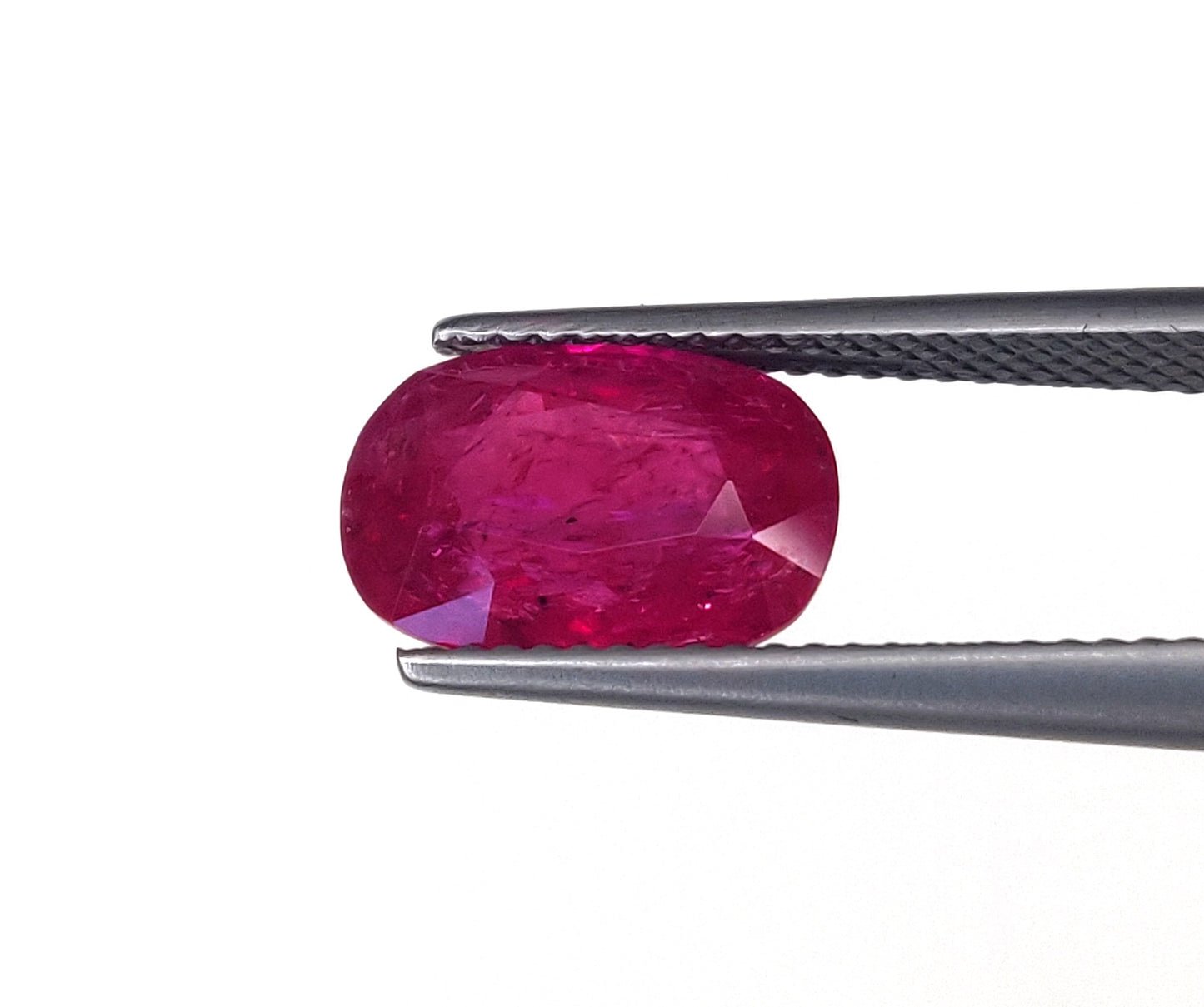 Natural Ruby Mozambique Oval 4.16 carat
