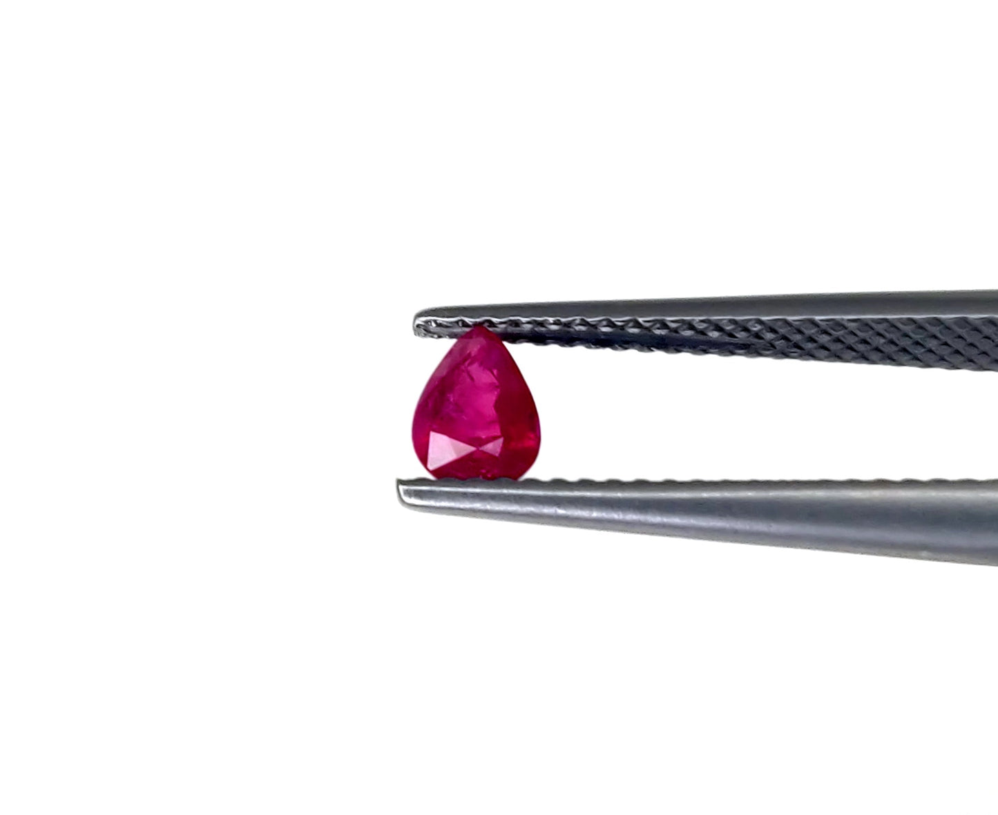 Natural Ruby Mozambique Pear 6x4 MM