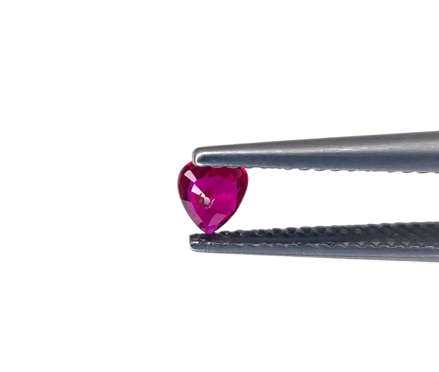 Natural Ruby Mozambique Pear 5x4 MM