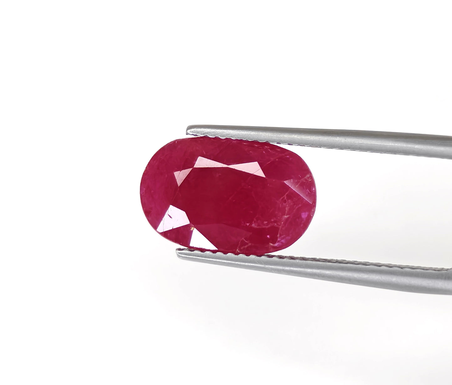 Natural Ruby Mozambique Oval 4.87 carat