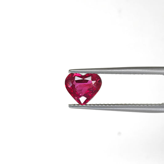Natural Pink Sapphire Sri Lanka (Ceylon) Heart 1.69 carat