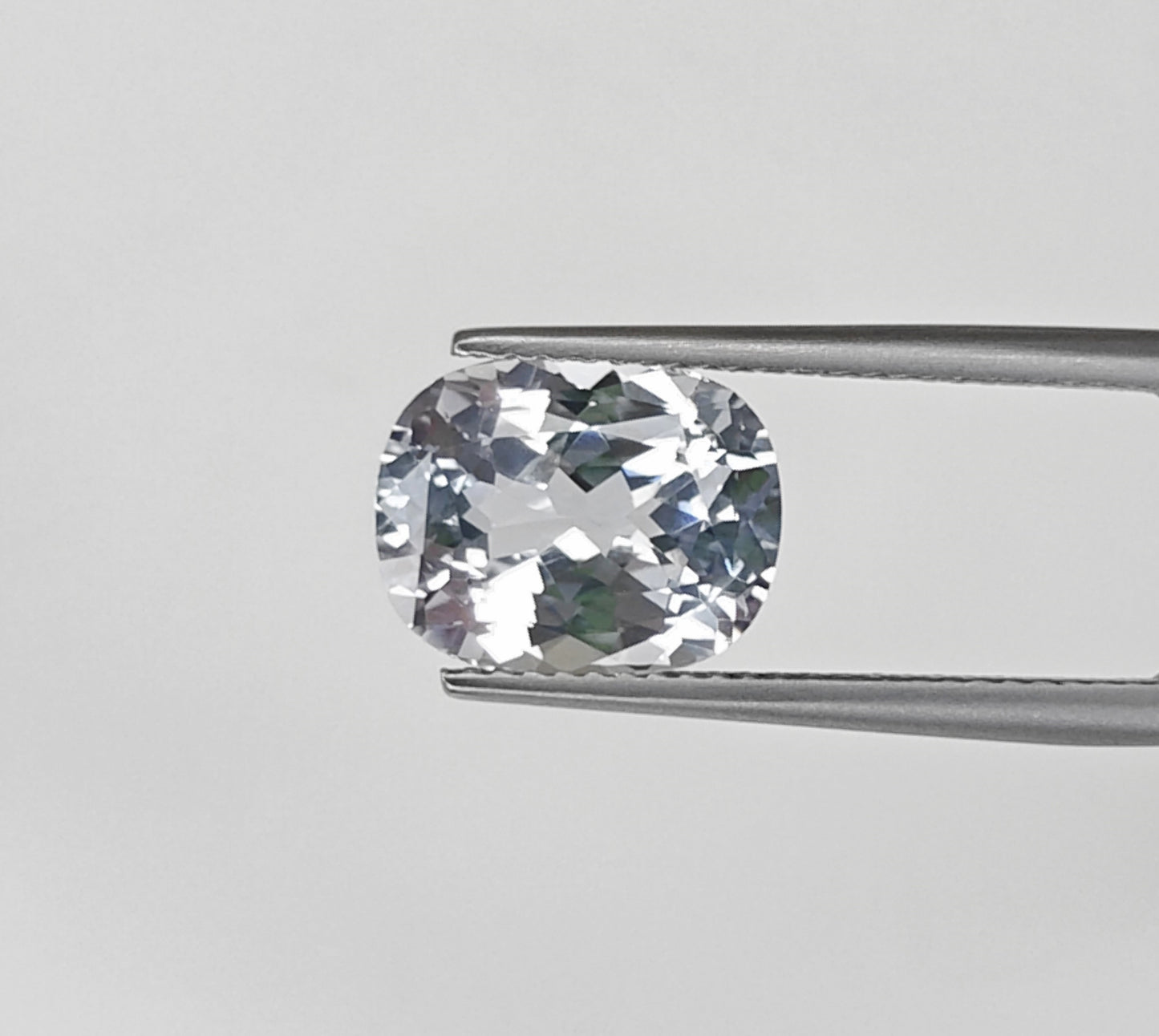 Natural White Sapphire Sri Lanka (Ceylon) Cushion 4.87 carat