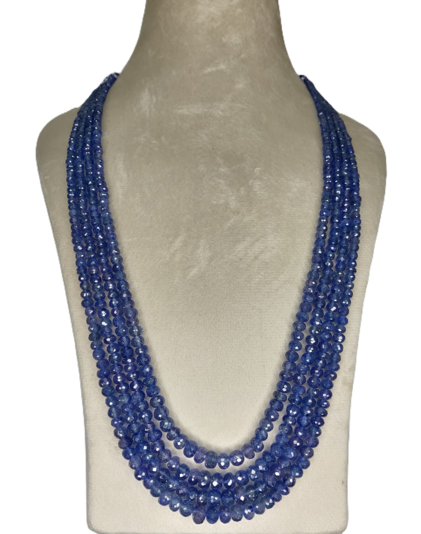 Natural Blue Sapphire Bangkok Round Beads 638.20 Carat