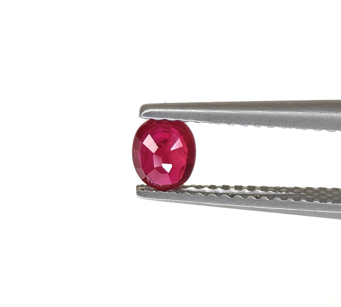 Natural Ruby Mozambique Oval 0.48 carat