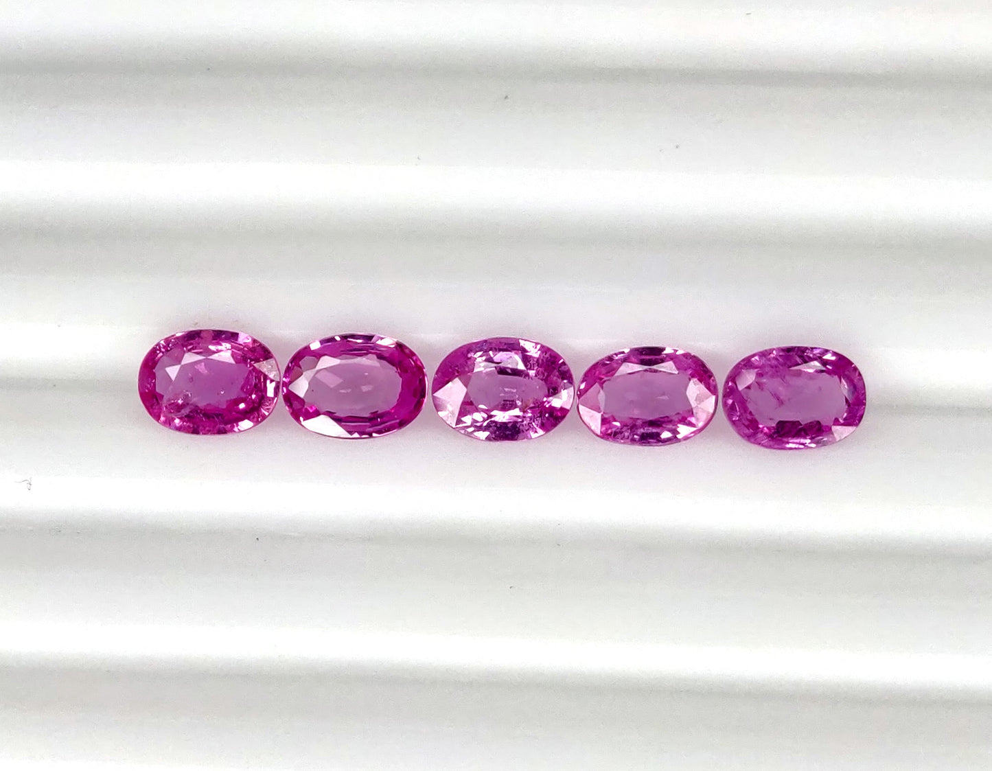 Natural Pink Sapphire Bangkok Oval 7x5 MM