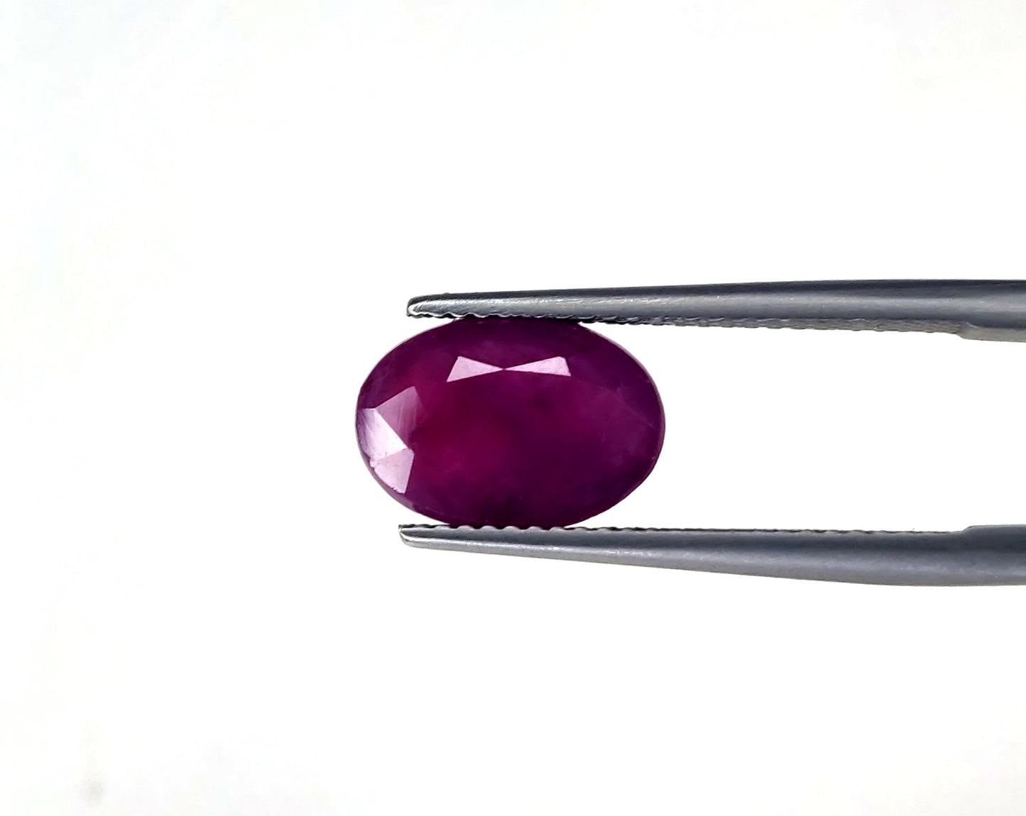Natural Ruby Africa Oval 4.13 carat