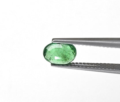 Natural Emerald Zambia Oval 0.96 carat