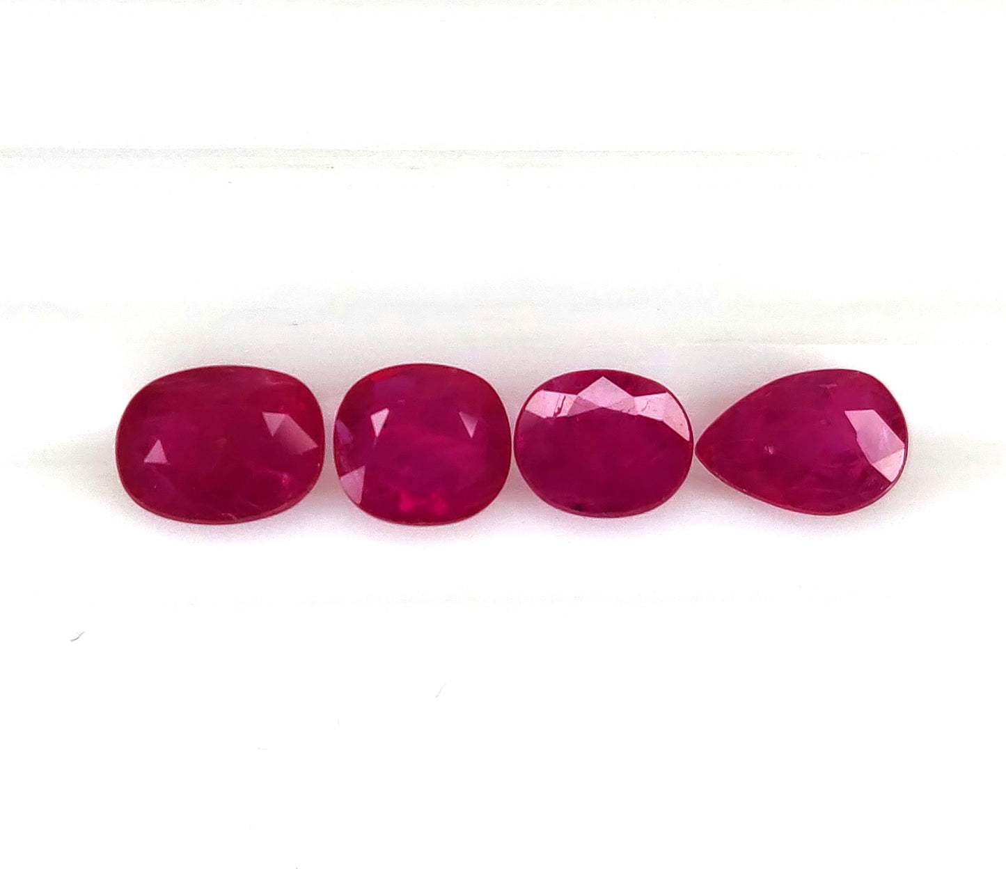 Natural Ruby Mozambique  Oval/Pear 6.36 carat