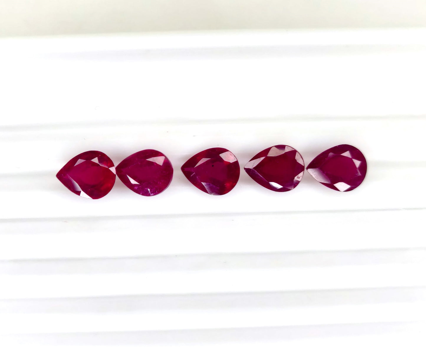 Natural Ruby Bangkok Pear 10X8 MM