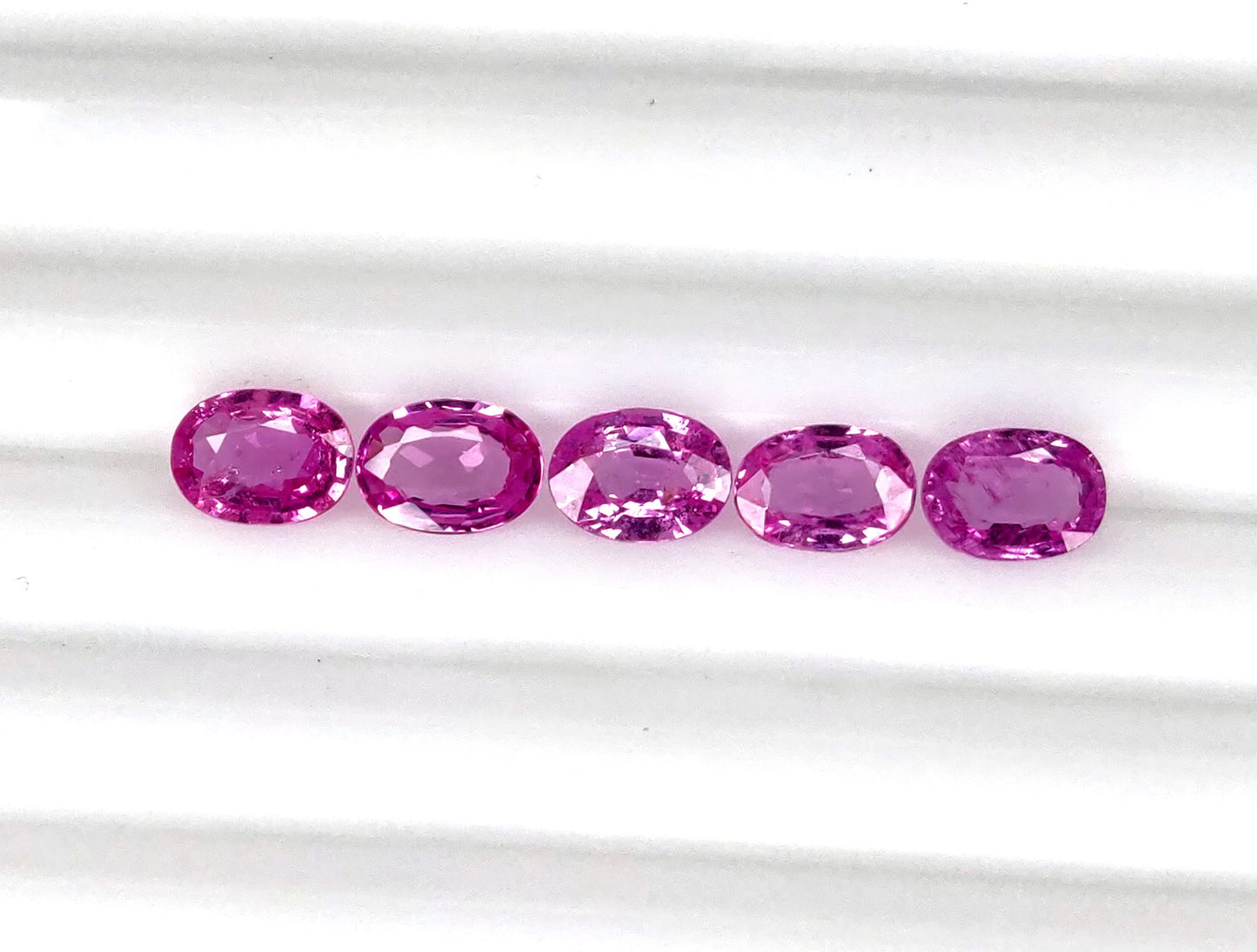 Natural Pink Sapphire Bangkok Oval 7x5 MM