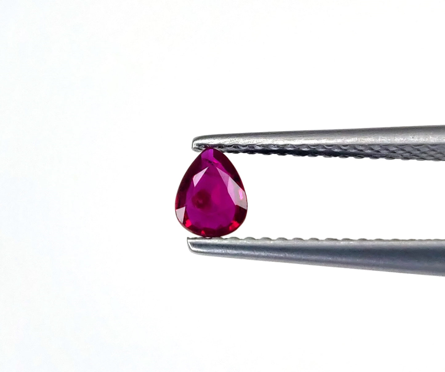 Natural Ruby Mozambique Pear 5x4 MM