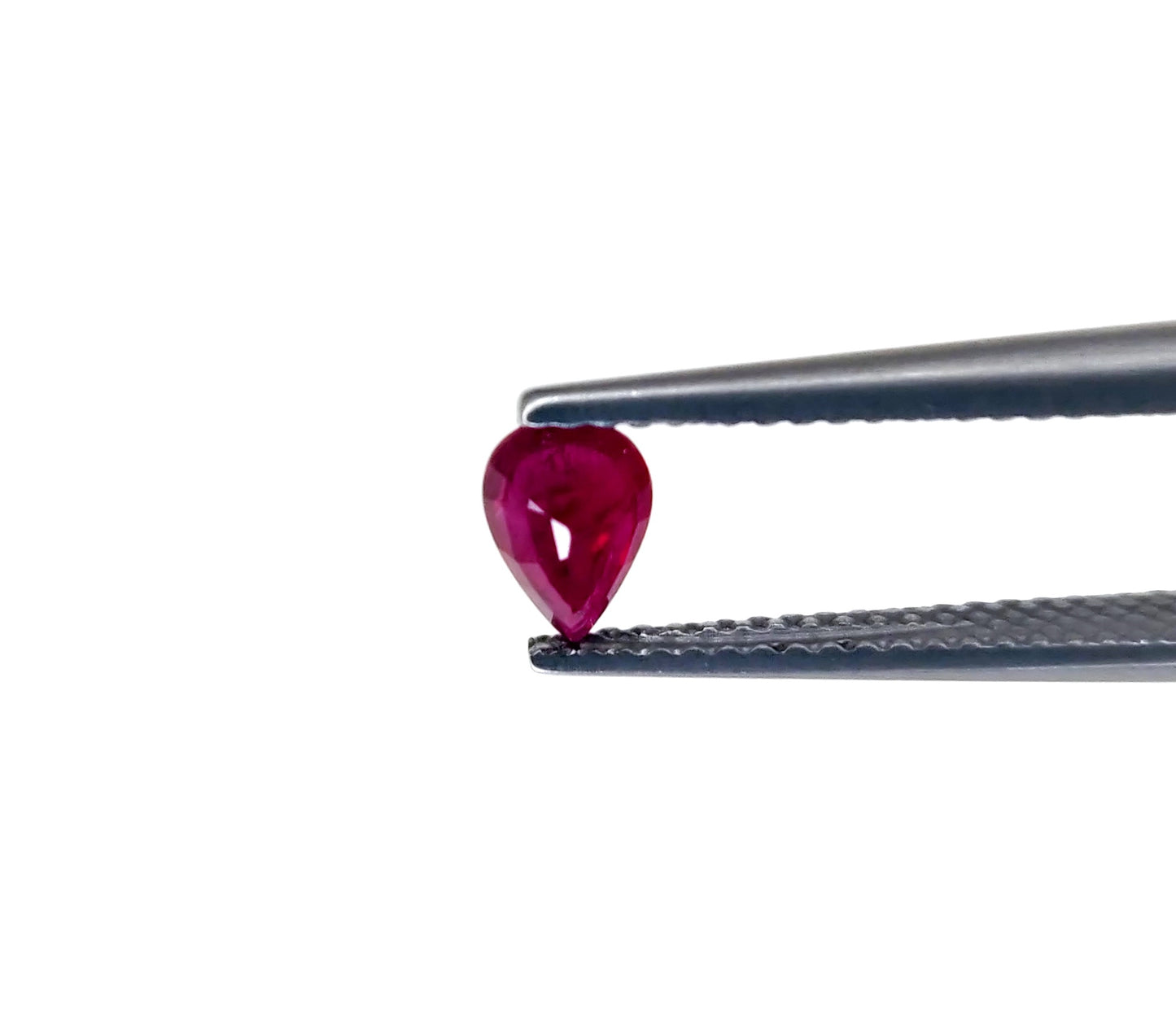 Natural Ruby Mozambique Pear 6x4 MM