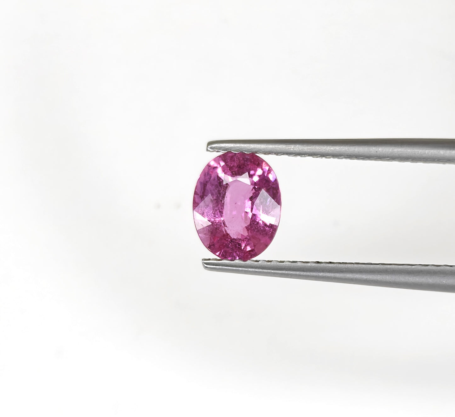 Natural Pink Sapphire Mozambique Oval 1.38 carat