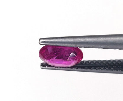 Natural Ruby Mozambique Oval 1.02 carat