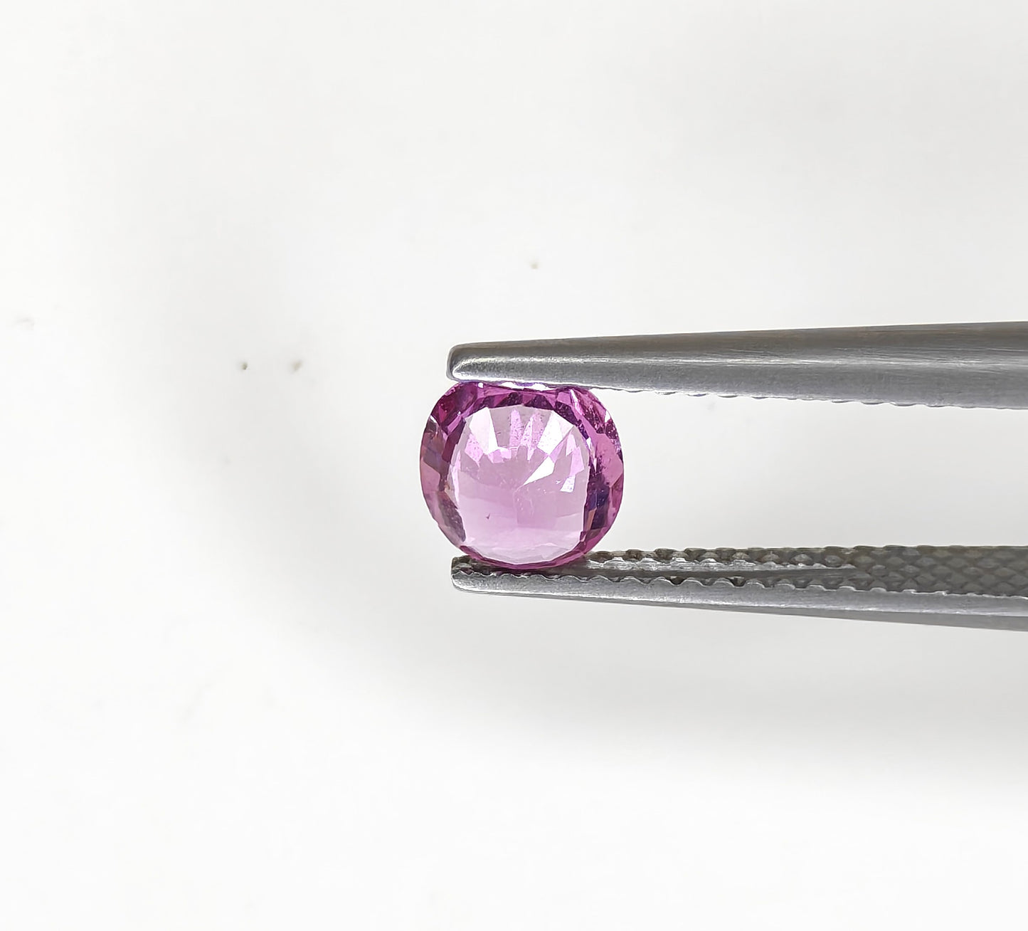 Natural Pink Sapphire Mozambique Oval 0.89 carat