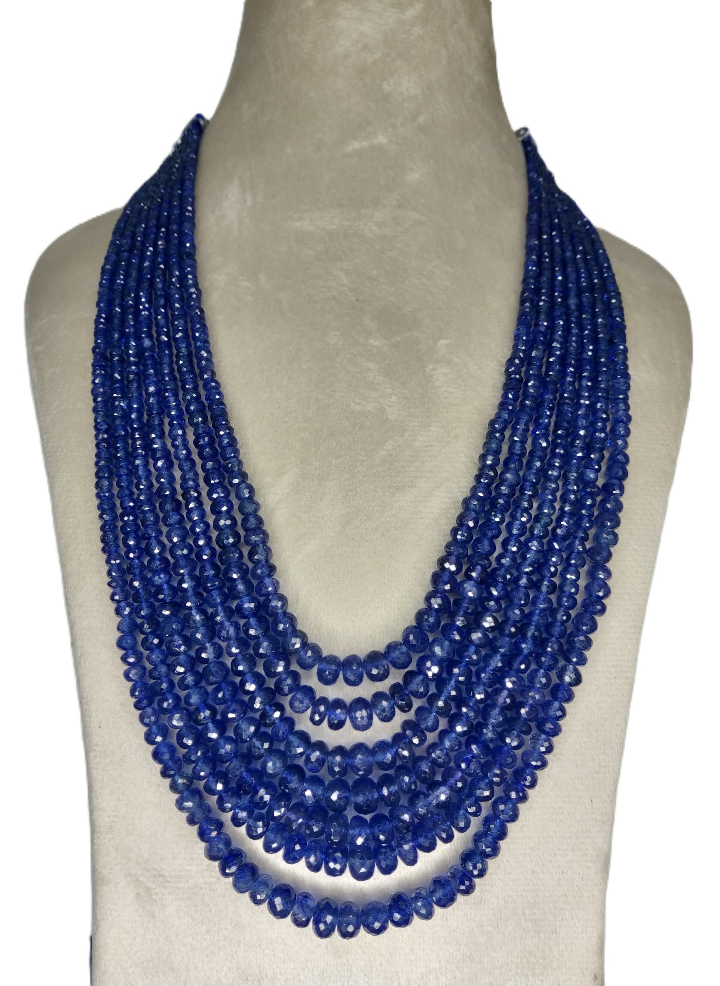 Natural Blue Sapphire Bangkok Round Beads 810.22 Carat