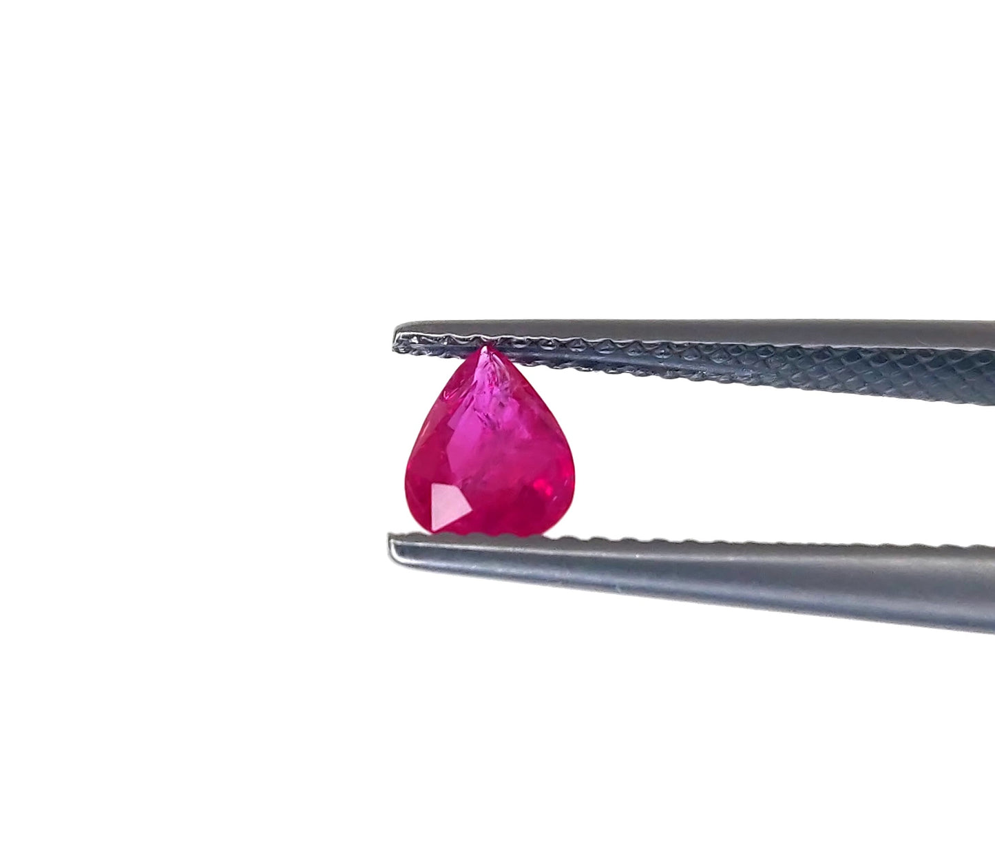 Natural Ruby Mozambique Pear 7x5 MM