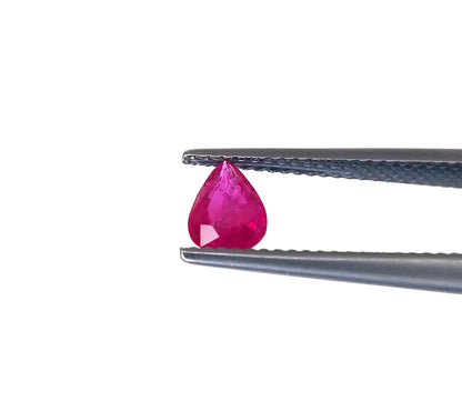 Natural Ruby Mozambique Pear 7x5 MM