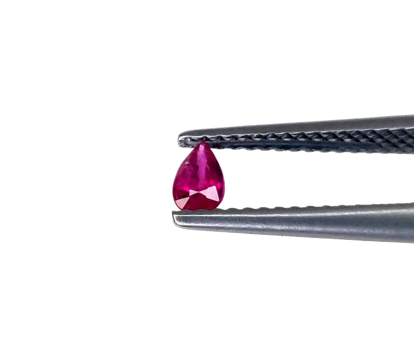 Natural Ruby Mozambique Pear 5x3 MM