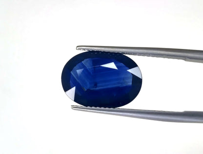 Natural Blue Sapphire Kanchan buri   Oval  6.83 carat