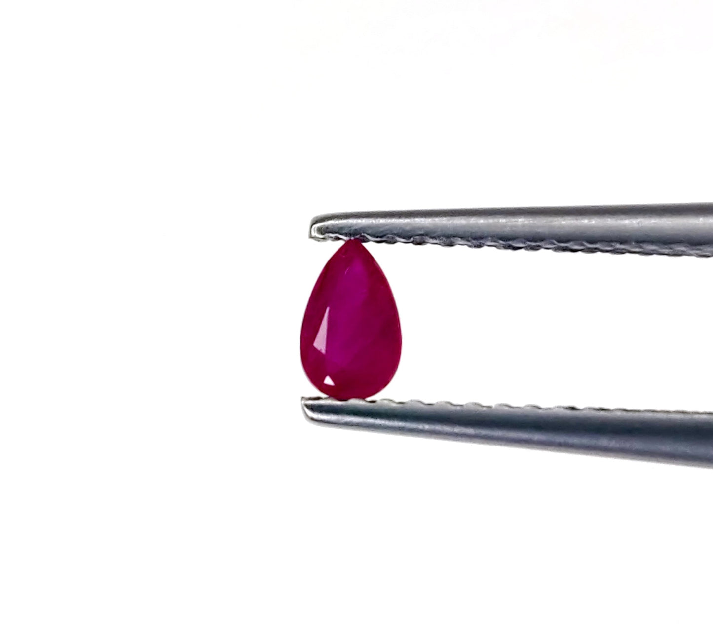 Natural Ruby Mozambique Pear 5x3 MM