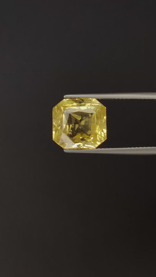 GSI Certified Natural Yellow Sapphire Gemstones | 10.55cts