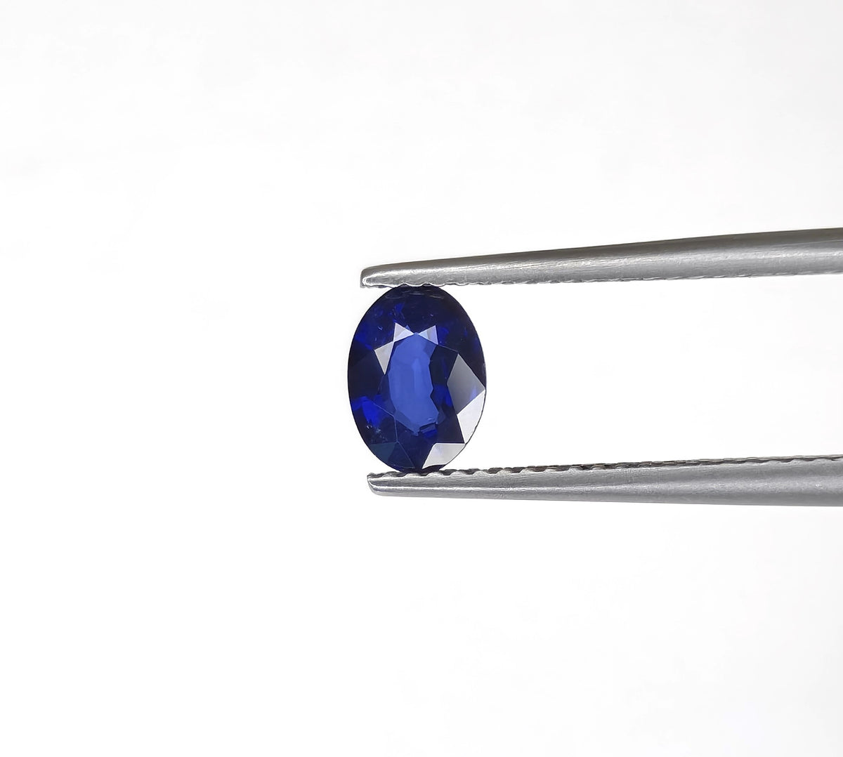 Natural Blue Sapphire Sri Lanka (Ceylon) Oval 7X5 MM
