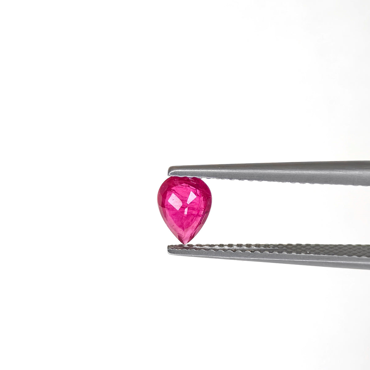 Natural Ruby Mozambique Pear 7x5 MM