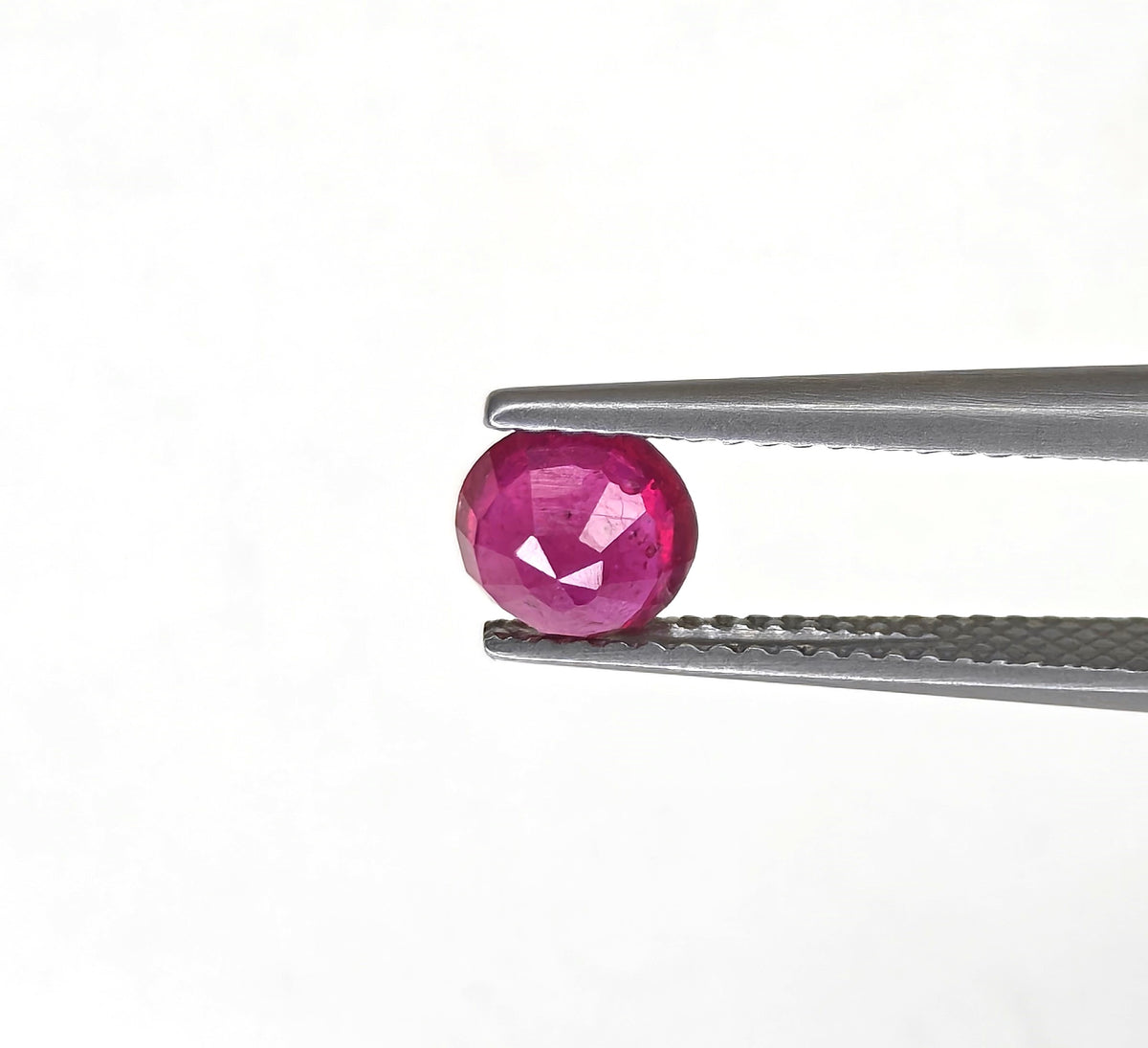 Natural Ruby Bangkok Round 6 MM