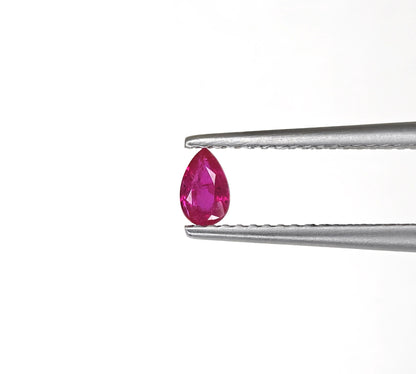 Natural Ruby Mozambique Pear 5x3 MM