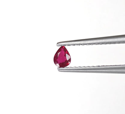 Natural Ruby Mozambique Pear 4x3 MM
