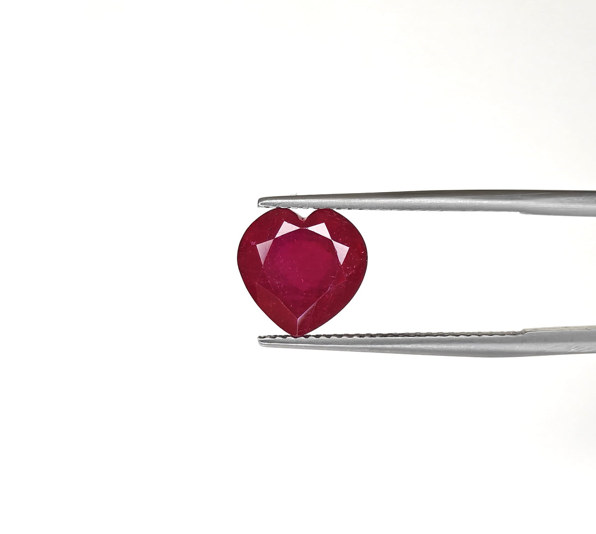 Natural Ruby Bangkok Heart 10 MM