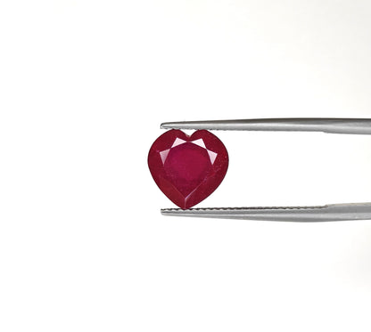 Natural Ruby Bangkok Heart 10 MM