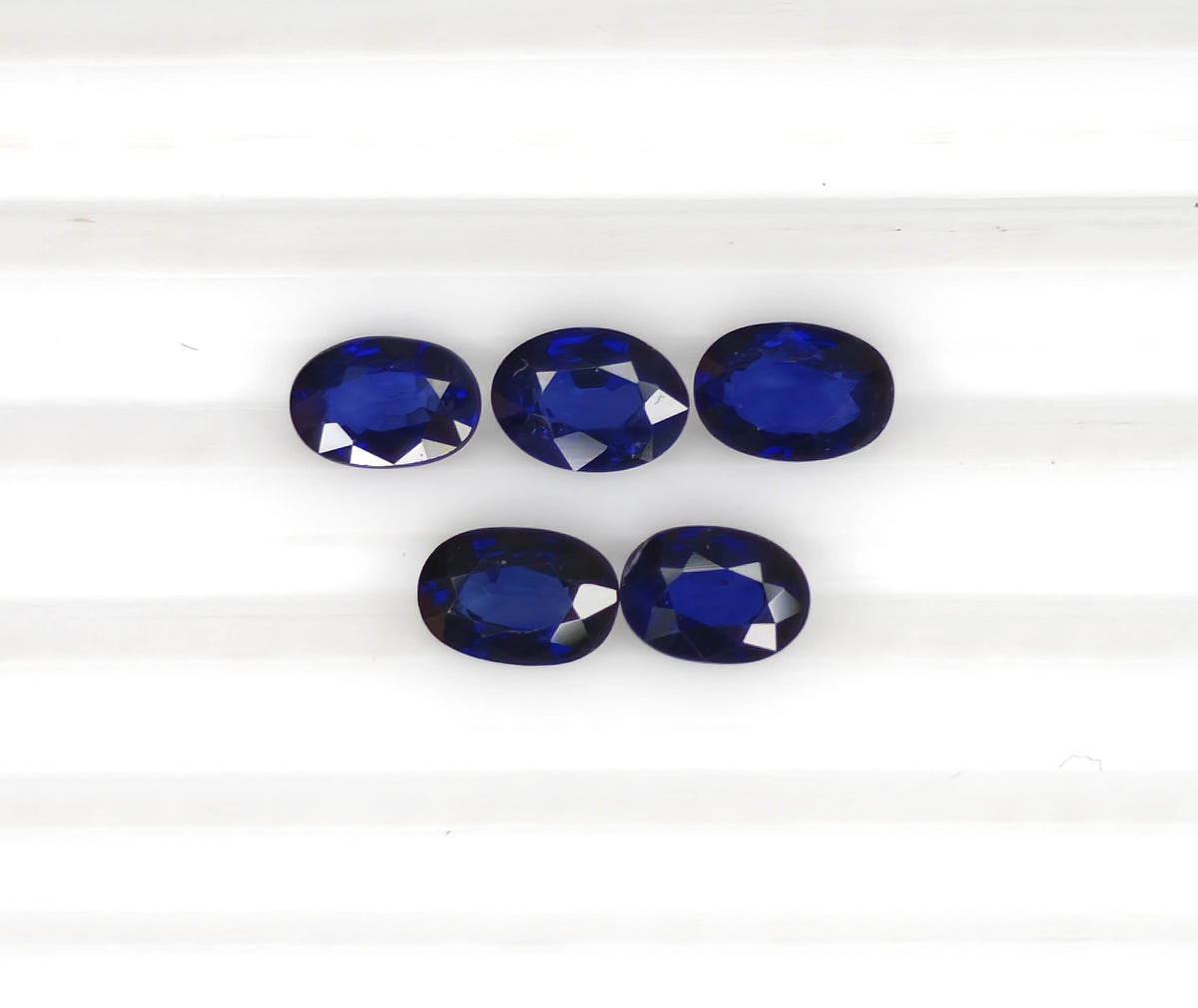 Natural Blue Sapphire Sri Lanka (Ceylon) Oval 7X5 MM